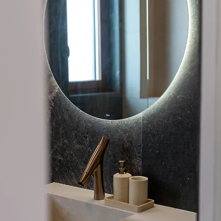 Apartment Royal Oak Beachfront Trogir Seget Vranjica