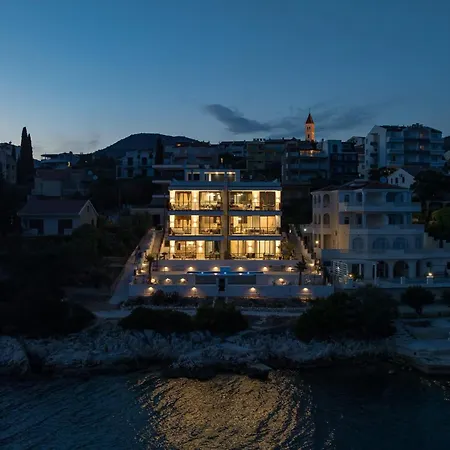 Royal Oak Beachfront Trogir Apartment Seget Vranjica