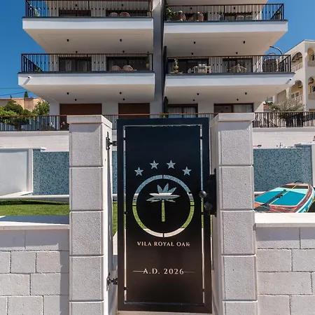 Apartment Royal Oak Beachfront Trogir Seget Vranjica